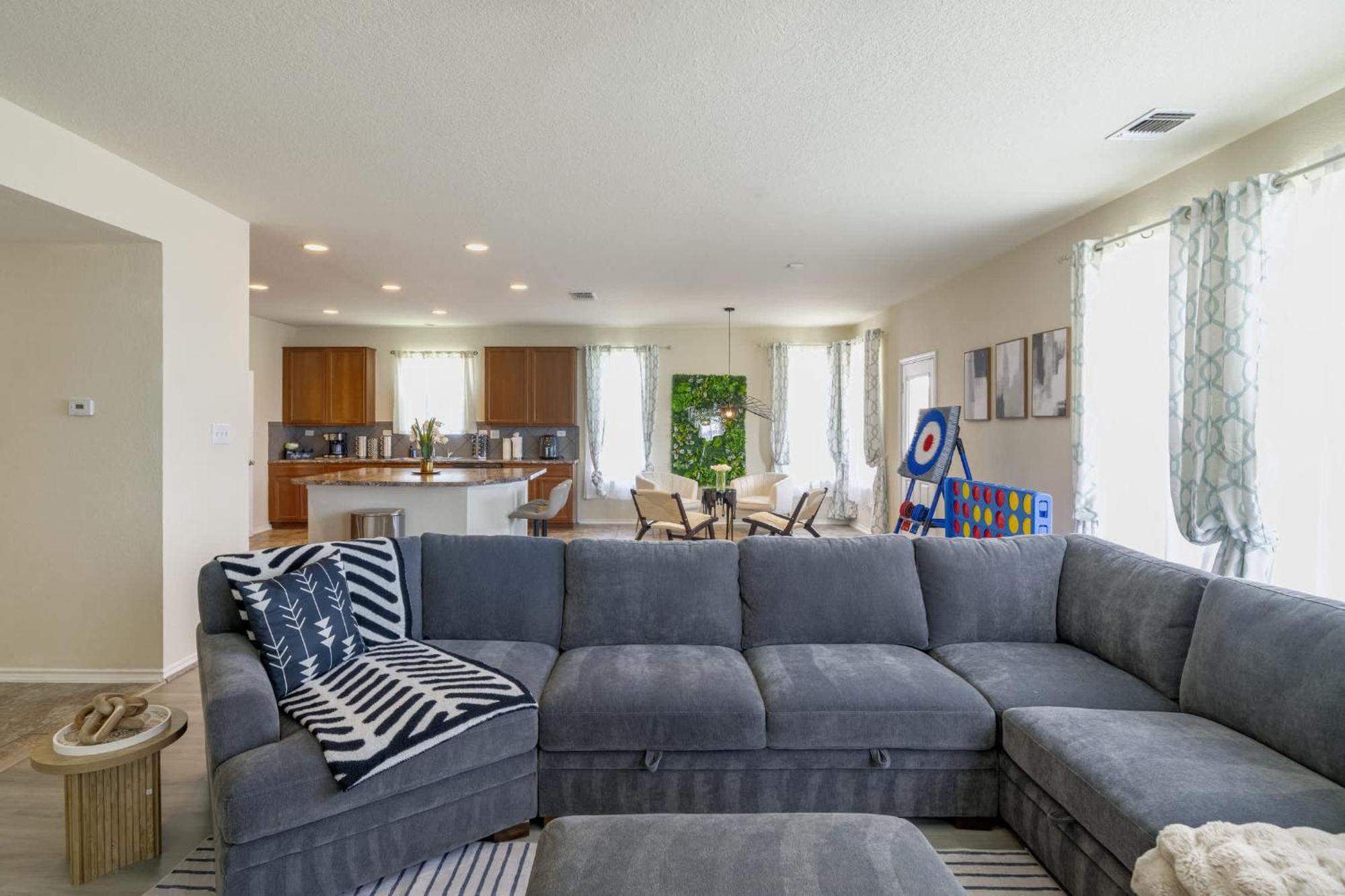 Сasa de vacaciones Family-perfect 4br House - Fenced Yard & Style San Antonio