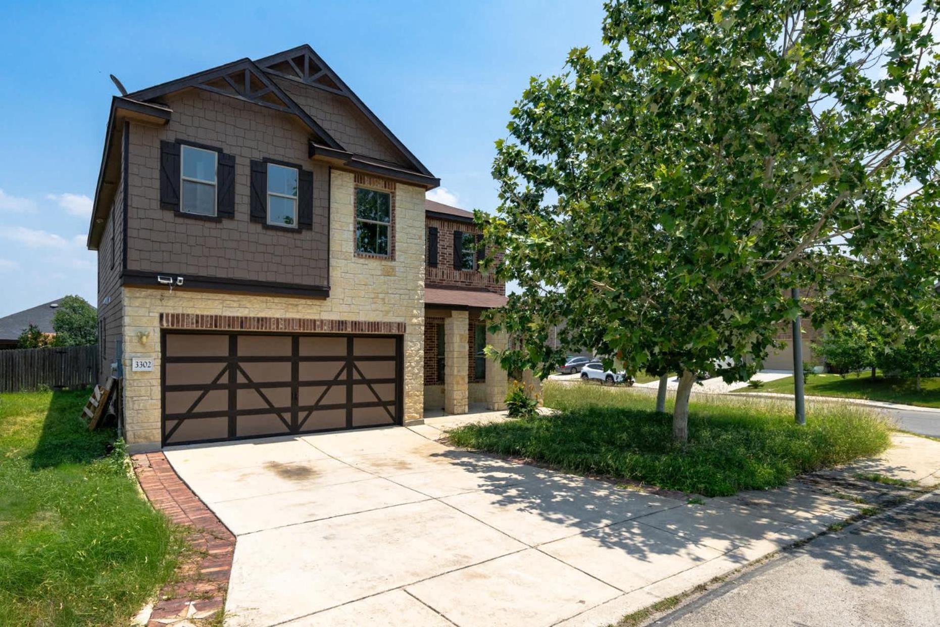 Family-perfect 4br House - Fenced Yard & Style San Antonio